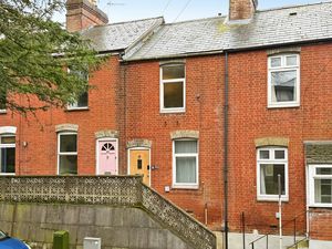 Photo 16- click for photo gallery